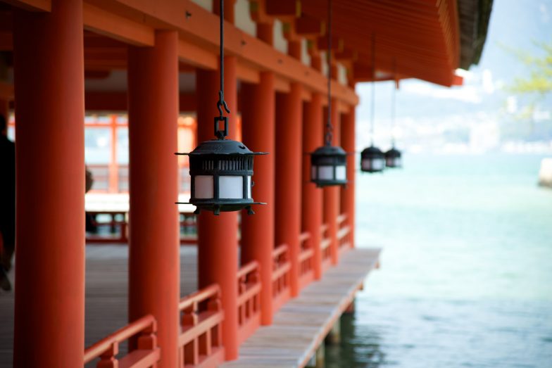 嚴鳥神社